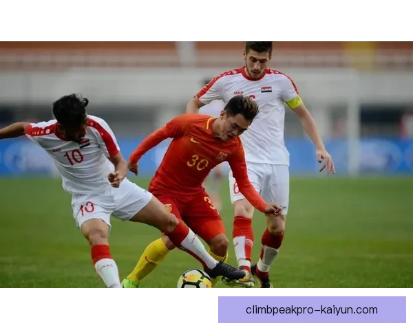 主帅战术如何搭配 Osimhen 仍待观察，球队需要合理利用其速度与技术优势。